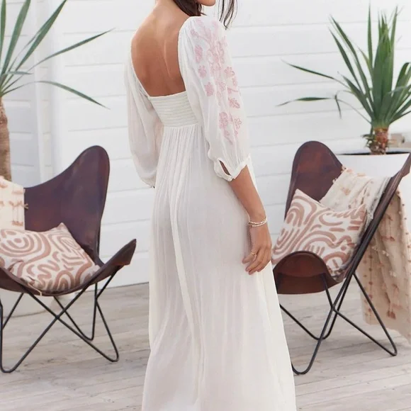 Free People Gauze White and light pink Embroidered Long Sleeve Dress custom slip - Picture 7 of 8